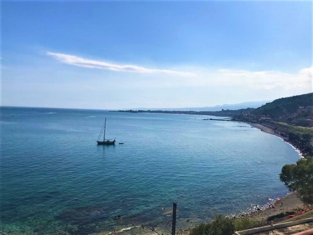 La Baia Dei Delfini Daire Taormina Dış mekan fotoğraf