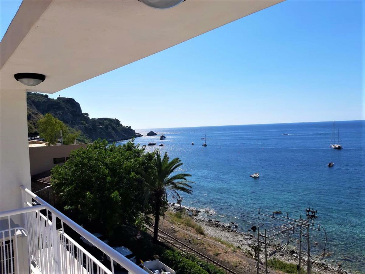 La Baia Dei Delfini Daire Taormina Dış mekan fotoğraf